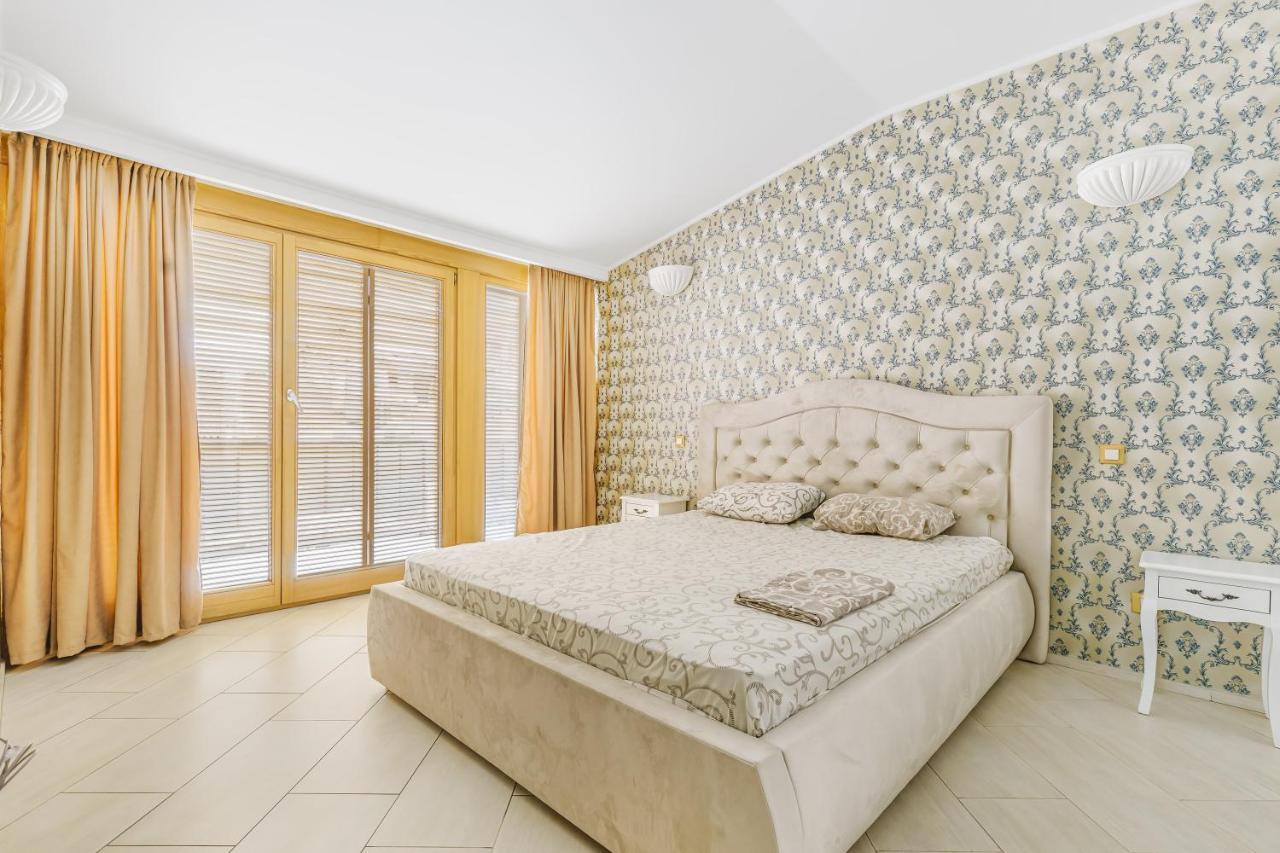 Deribasivska Cozy 4-Room Apartment Odessa Buitenkant foto